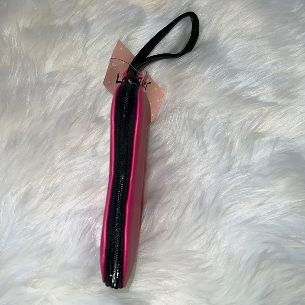 💖 Betsey Johnson Wristlet Coin Purse - Picture 6 of 7